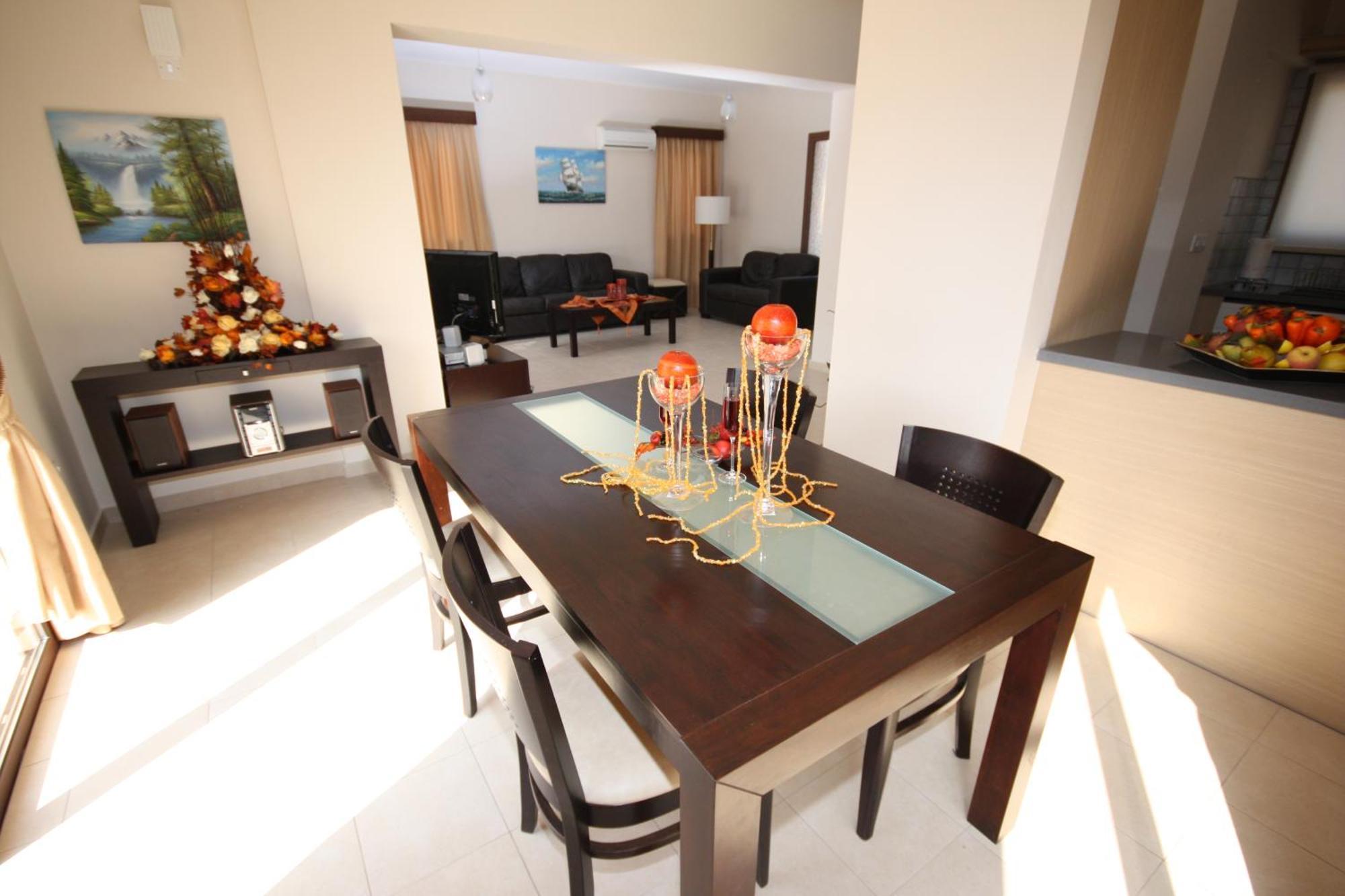 Holidays Villas 皮斯索里 外观 照片