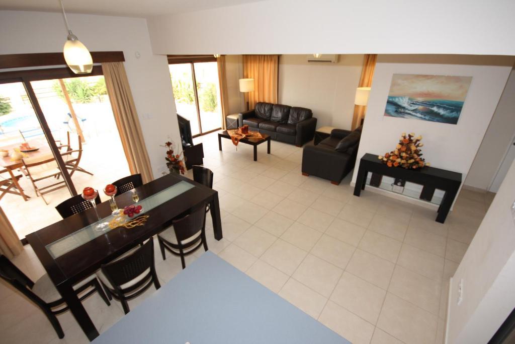 Holidays Villas 皮斯索里 客房 照片