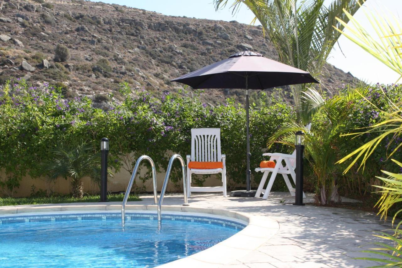Holidays Villas 皮斯索里 外观 照片